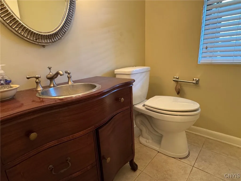 812 Fairway Circle, Van Buren, New York 13027, Van Buren, New York 13027, 2 Bedrooms Bedrooms, 6 Rooms Rooms,1 BathroomBathrooms,Residential Lease,Closed,812 Fairway Circle, Van Buren, New York 13027,0,S1603231