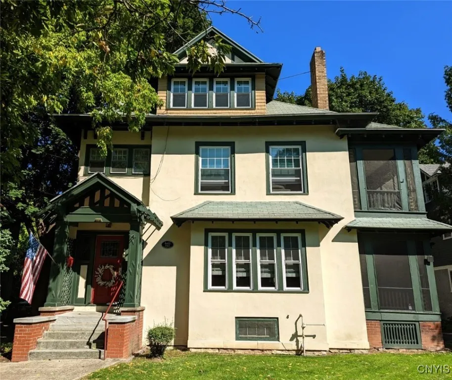 141 Apt 1 Beverly Road 1, Syracuse, New York 13207, Syracuse, New York 13207, 3 Bedrooms Bedrooms, 6 Rooms Rooms,1 BathroomBathrooms,Residential Lease,Closed,141 Apt 1 Beverly Road 1, Syracuse, New York 13207,0,S1603042