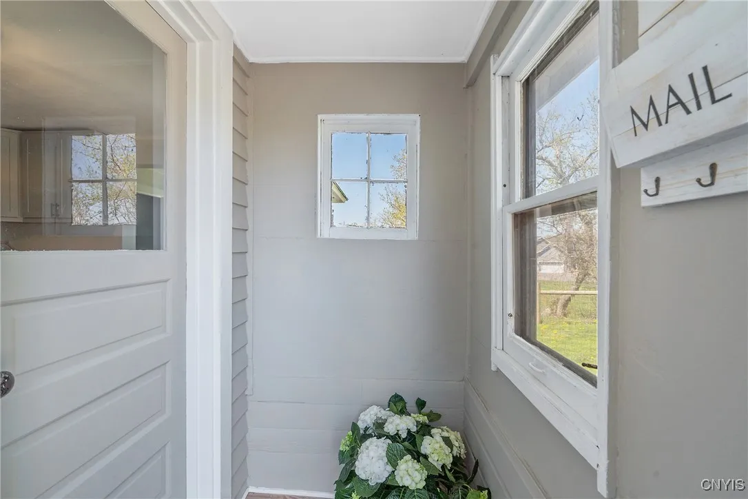 Side Entrance Side Entrance