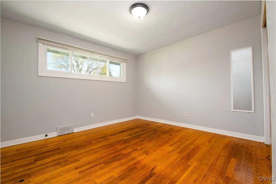 216 Pine Grove Street, Syracuse, New York 13210, Syracuse, New York 13210, 4 Bedrooms Bedrooms, 8 Rooms Rooms,2 BathroomsBathrooms,Residential,Closed,216 Pine Grove Street, Syracuse, New York 13210,0,S1603359