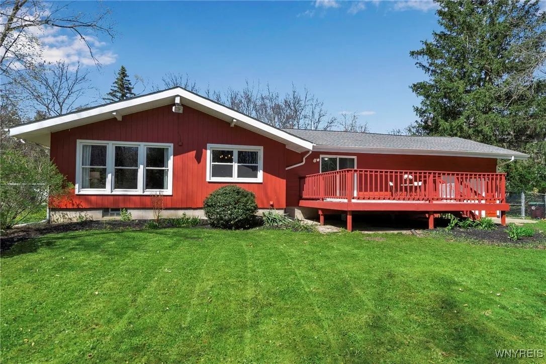 85 South Lane, Orchard Park, New York 14127, Orchard Park, New York 14127, 4 Bedrooms Bedrooms, 9 Rooms Rooms,2 BathroomsBathrooms,Residential,Closed,85 South Lane, Orchard Park, New York 14127,0,B1603322