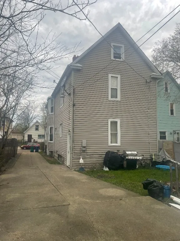 433 Parkdale Avenue, Buffalo, New York 14213, Buffalo, New York 14213, 6 Bedrooms Bedrooms, ,2 BathroomsBathrooms,Residential,Closed,433 Parkdale Avenue, Buffalo, New York 14213,0,R1603454