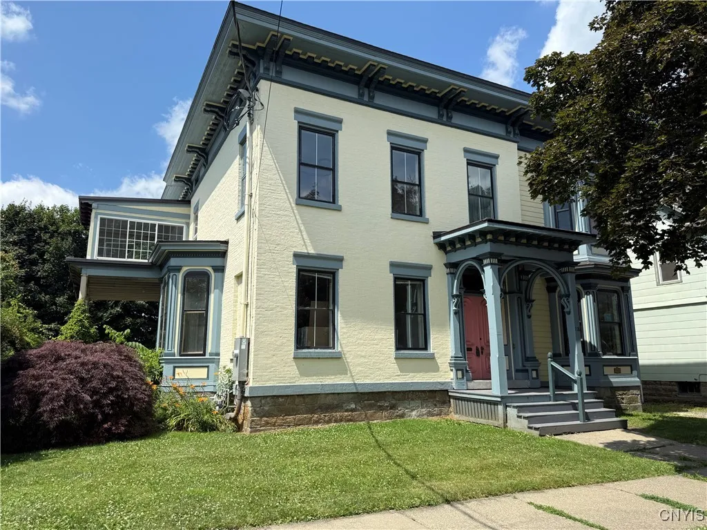118 East 3rd Street, Oswego-city, New York 13126, Oswego, New York 13126, 4 Bedrooms Bedrooms, 12 Rooms Rooms,2 BathroomsBathrooms,Residential,For Sale,118 East 3rd Street, Oswego-city, New York 13126,S1597338