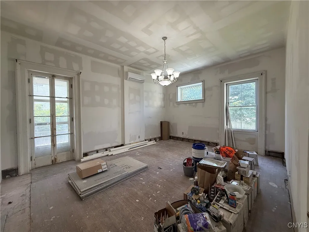 118 East 3rd Street, Oswego-city, New York 13126, Oswego, New York 13126, 4 Bedrooms Bedrooms, 12 Rooms Rooms,2 BathroomsBathrooms,Residential,For Sale,118 East 3rd Street, Oswego-city, New York 13126,S1597338
