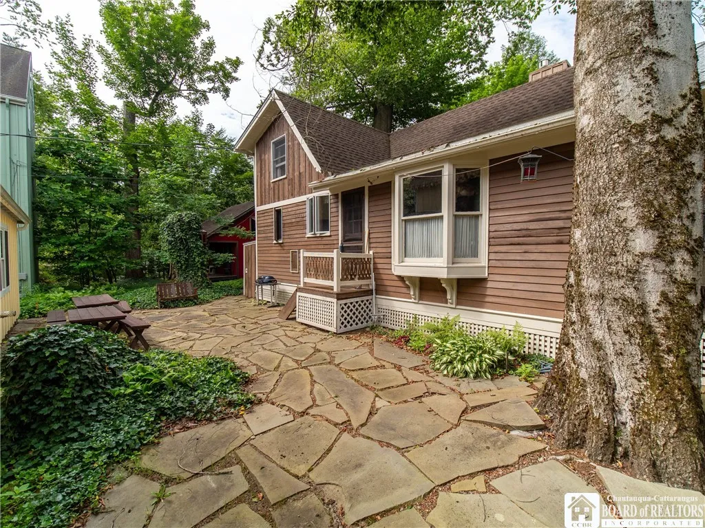 Ample outdoor spaces.