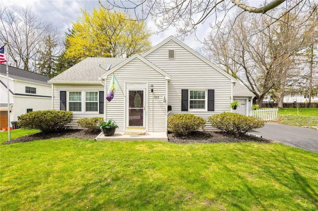 179 Church Street, Victor, New York 14564, Victor, New York 14564, 2 Bedrooms Bedrooms, 8 Rooms Rooms,2 BathroomsBathrooms,Residential,Closed,179 Church Street, Victor, New York 14564,0,R1601144