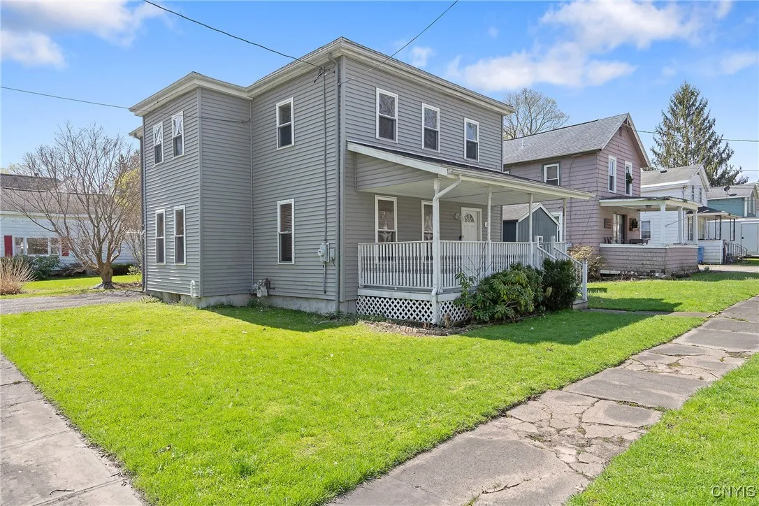 40 Lock Street, Schroeppel, New York 13135, Schroeppel, New York 13135, 4 Bedrooms Bedrooms, 10 Rooms Rooms,1 BathroomBathrooms,Residential,Closed,40 Lock Street, Schroeppel, New York 13135,0,S1602899