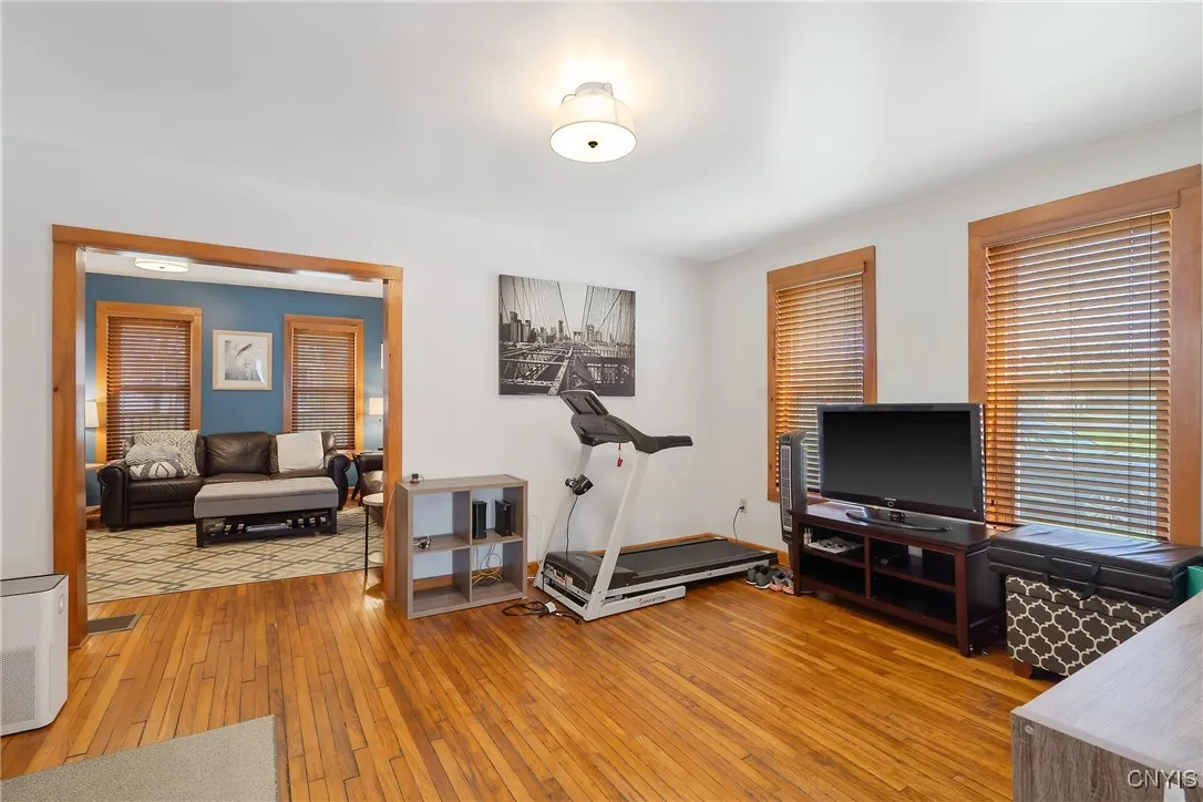 40 Lock Street, Schroeppel, New York 13135, Schroeppel, New York 13135, 4 Bedrooms Bedrooms, 10 Rooms Rooms,1 BathroomBathrooms,Residential,Closed,40 Lock Street, Schroeppel, New York 13135,0,S1602899