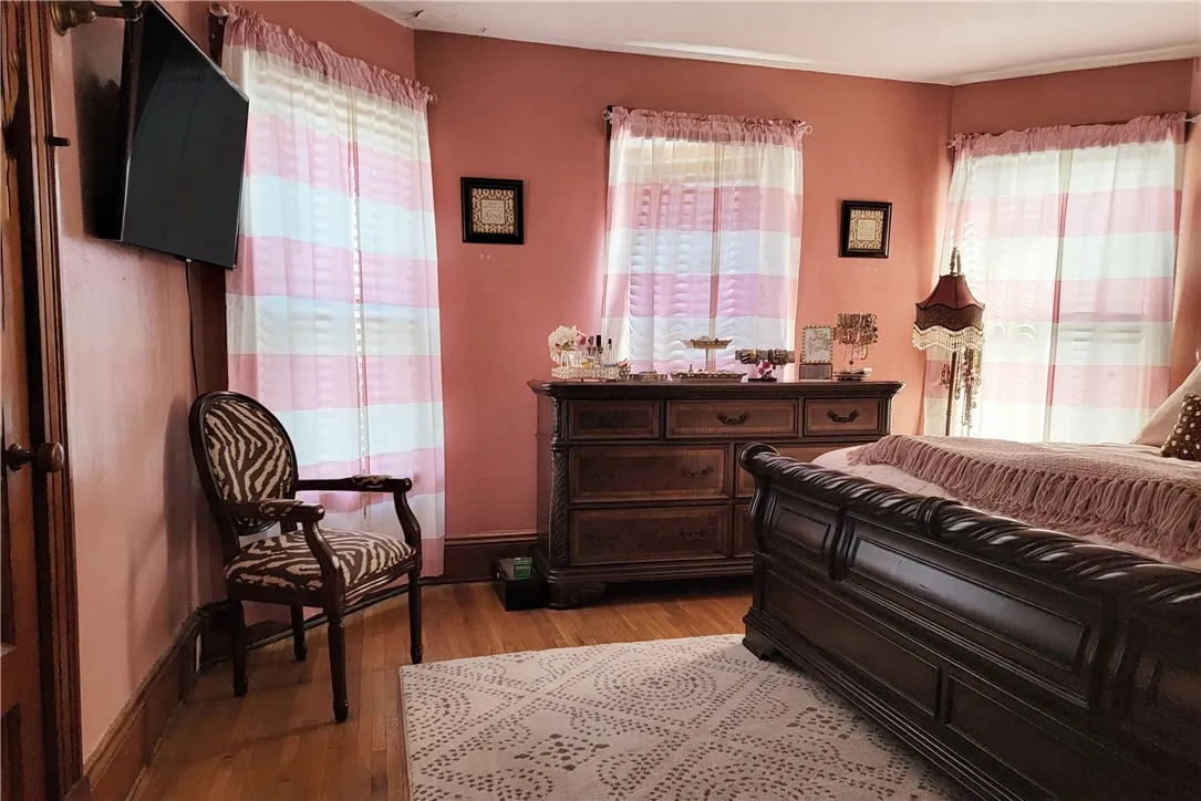 181 Lewis Street, Geneva City, New York 14456, Geneva City, New York 14456, 4 Bedrooms Bedrooms, 10 Rooms Rooms,1 BathroomBathrooms,Residential,For Sale,181 Lewis Street, Geneva City, New York 14456,0,R1602499