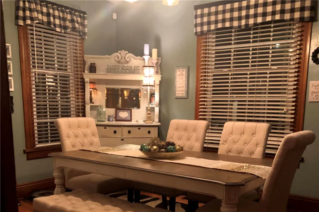 181 Lewis Street, Geneva City, New York 14456, Geneva City, New York 14456, 4 Bedrooms Bedrooms, 10 Rooms Rooms,1 BathroomBathrooms,Residential,For Sale,181 Lewis Street, Geneva City, New York 14456,0,R1602499