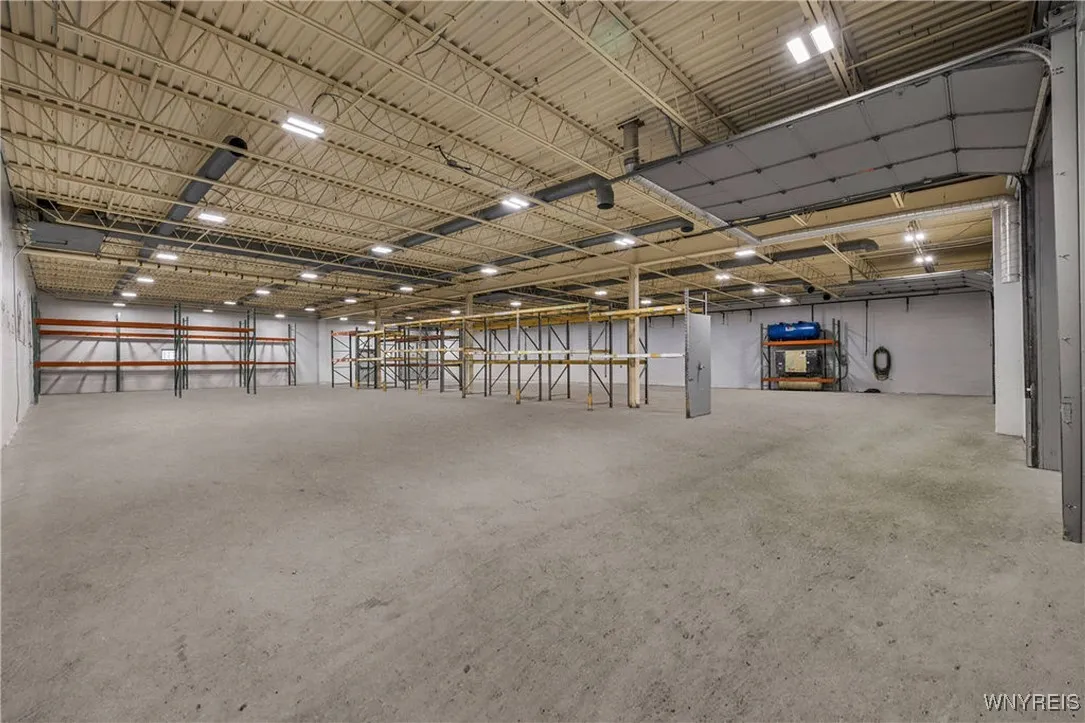 4120 Hyde Park Boulevard, Niagara Falls, New York, Niagara Falls, New York 14305, ,Commercial Lease,For Rent,4120 Hyde Park Boulevard, Niagara Falls, New York ,0,B1603496