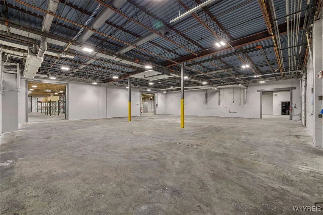 4120 Hyde Park Boulevard, Niagara Falls, New York, Niagara Falls, New York 14305, ,Commercial Lease,For Rent,4120 Hyde Park Boulevard, Niagara Falls, New York ,0,B1603496
