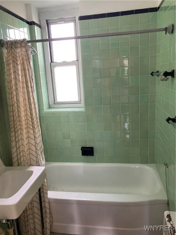 731 West Ferry 7g, Buffalo, New York 14222, Buffalo, New York 14222, 2 Bedrooms Bedrooms, 4 Rooms Rooms,1 BathroomBathrooms,Residential,For Sale,731 West Ferry 7g, Buffalo, New York 14222,0,B1603260