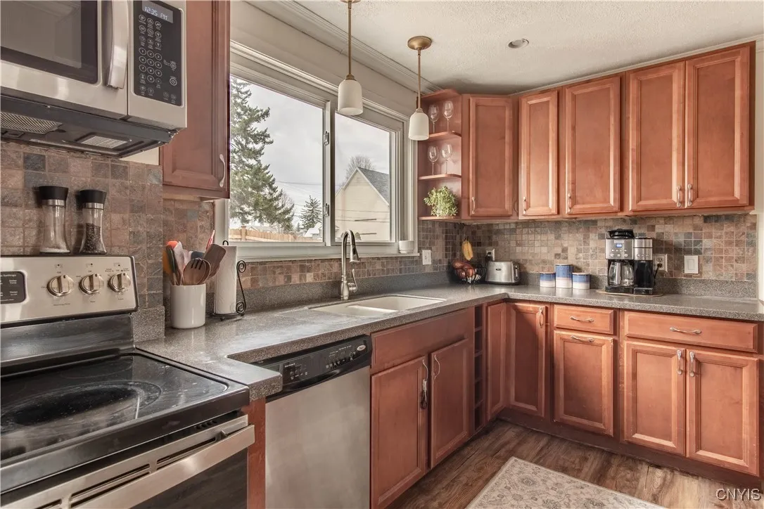 1 Madison Street, Champion, New York 13619, Champion, New York 13619, 3 Bedrooms Bedrooms, 7 Rooms Rooms,2 BathroomsBathrooms,Residential,Closed,1 Madison Street, Champion, New York 13619,0,S1603500