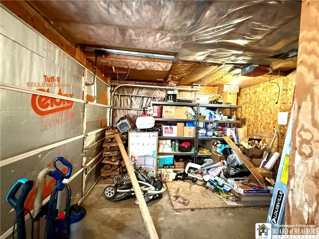 36 Pennsylvania Avenue A, Jamestown, New York 1470, Jamestown, New York 14701, 3 Bedrooms Bedrooms, 8 Rooms Rooms,2 BathroomsBathrooms,Residential,Closed,36 Pennsylvania Avenue A, Jamestown, New York 1470,0,R1603601