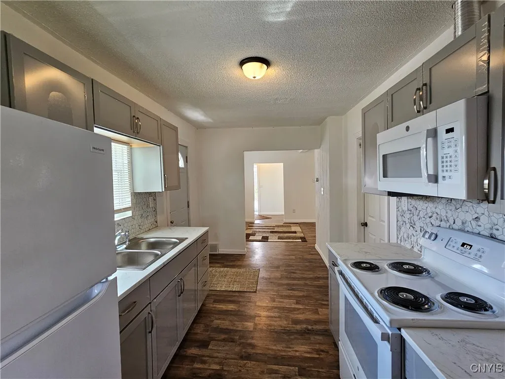 129 Taft Avenue, Frankfort, New York 13340, Frankfort, New York 13340, 2 Bedrooms Bedrooms, 4 Rooms Rooms,1 BathroomBathrooms,Residential,Closed,129 Taft Avenue, Frankfort, New York 13340,0,S1603476