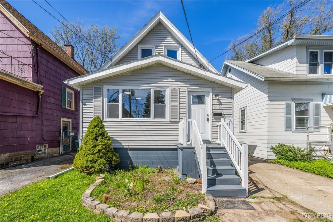 158 Amber Street, Buffalo, New York 14220, Buffalo, New York 14220, 3 Bedrooms Bedrooms, 8 Rooms Rooms,1 BathroomBathrooms,Residential,Closed,158 Amber Street, Buffalo, New York 14220,B1603624
