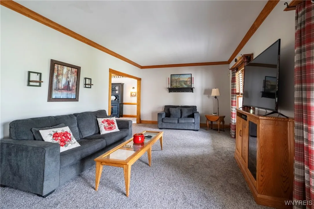 6419 Tonawanda Creek Road, Lockport-town, New York, Lockport Town, New York 14094, 4 Bedrooms Bedrooms, 10 Rooms Rooms,2 BathroomsBathrooms,Residential,Closed,6419 Tonawanda Creek Road, Lockport-town, New York,0,B1603638