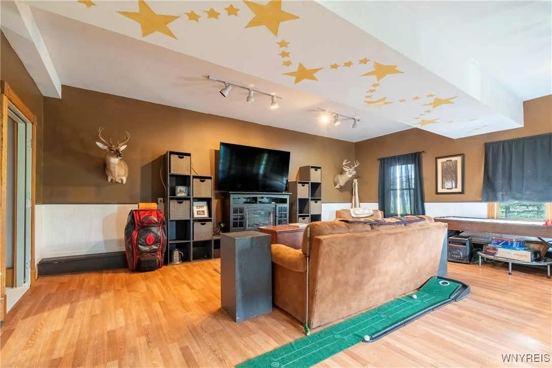 6419 Tonawanda Creek Road, Lockport-town, New York, Lockport Town, New York 14094, 4 Bedrooms Bedrooms, 10 Rooms Rooms,2 BathroomsBathrooms,Residential,Closed,6419 Tonawanda Creek Road, Lockport-town, New York,0,B1603638