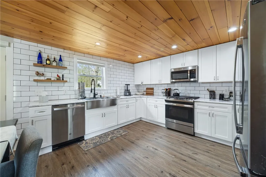 3766 Italy Hill Road, Jerusalem, New York 14418, Jerusalem, New York 14418, 3 Bedrooms Bedrooms, 7 Rooms Rooms,2 BathroomsBathrooms,Residential,For Sale,3766 Italy Hill Road, Jerusalem, New York 14418,0,R1601723