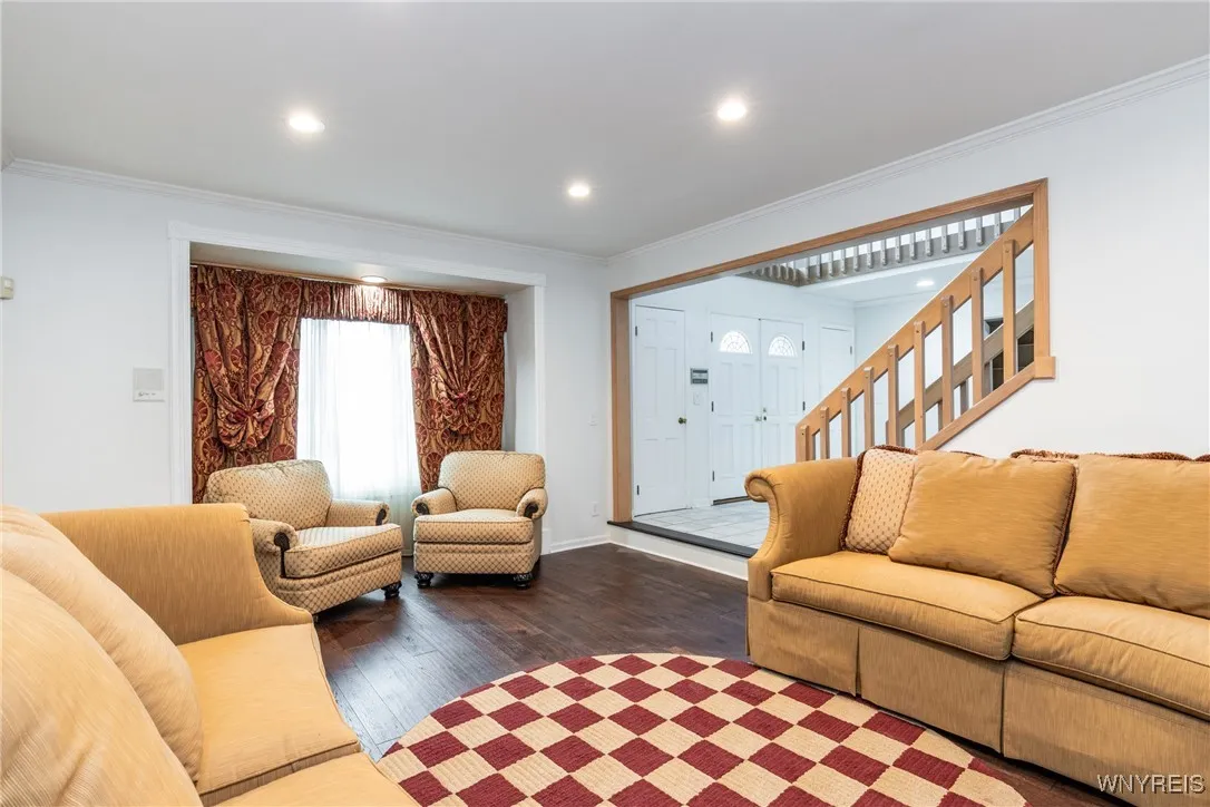 7 Contessa Court, Amherst, New York 14221, Amherst, New York 14221, 4 Bedrooms Bedrooms, 9 Rooms Rooms,2 BathroomsBathrooms,Residential,Closed,7 Contessa Court, Amherst, New York 14221,0,B1603129