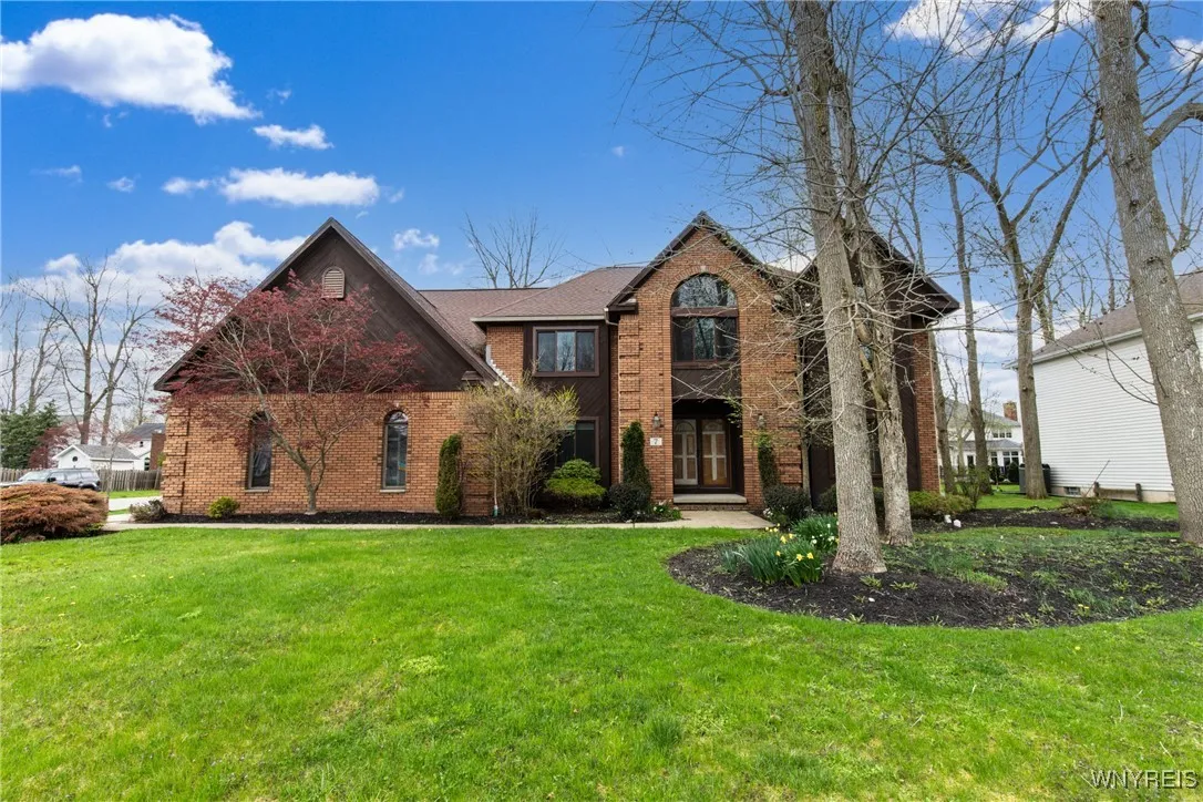 7 Contessa Court, Amherst, New York 14221, Amherst, New York 14221, 4 Bedrooms Bedrooms, 9 Rooms Rooms,2 BathroomsBathrooms,Residential,Closed,7 Contessa Court, Amherst, New York 14221,0,B1603129