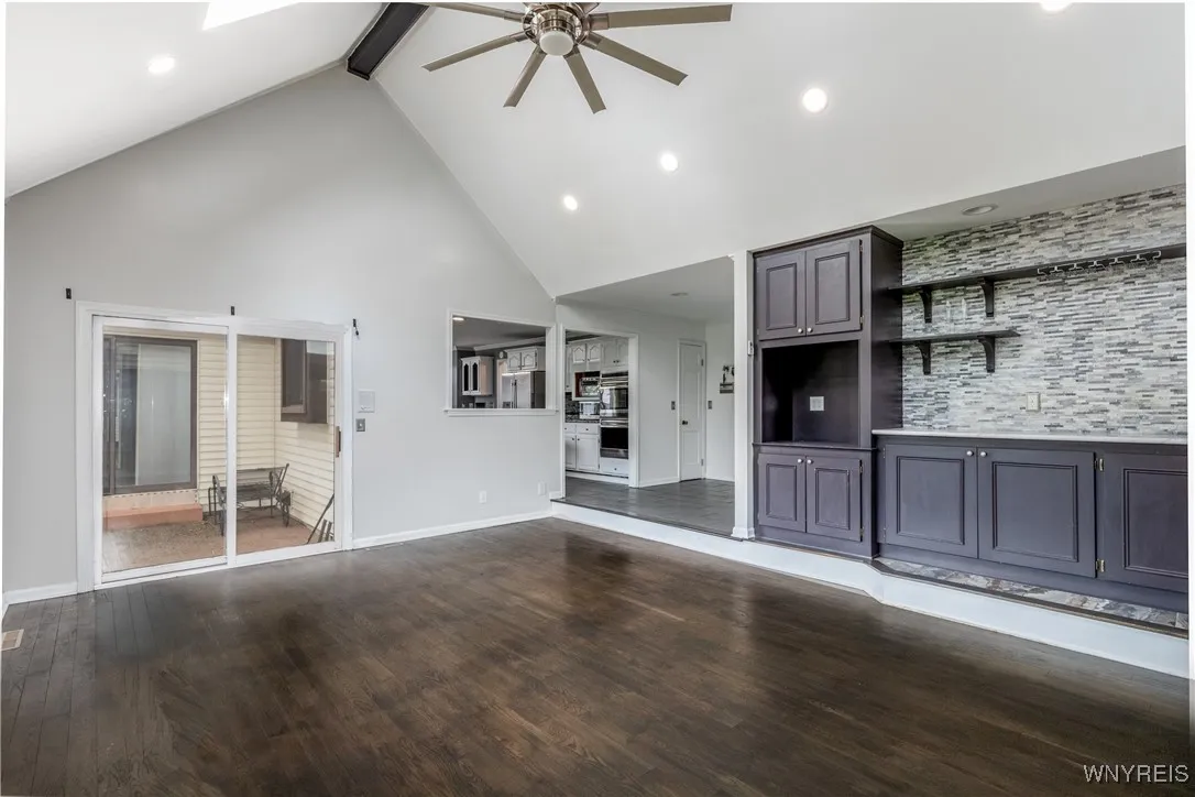 7 Contessa Court, Amherst, New York 14221, Amherst, New York 14221, 4 Bedrooms Bedrooms, 9 Rooms Rooms,2 BathroomsBathrooms,Residential,Closed,7 Contessa Court, Amherst, New York 14221,0,B1603129