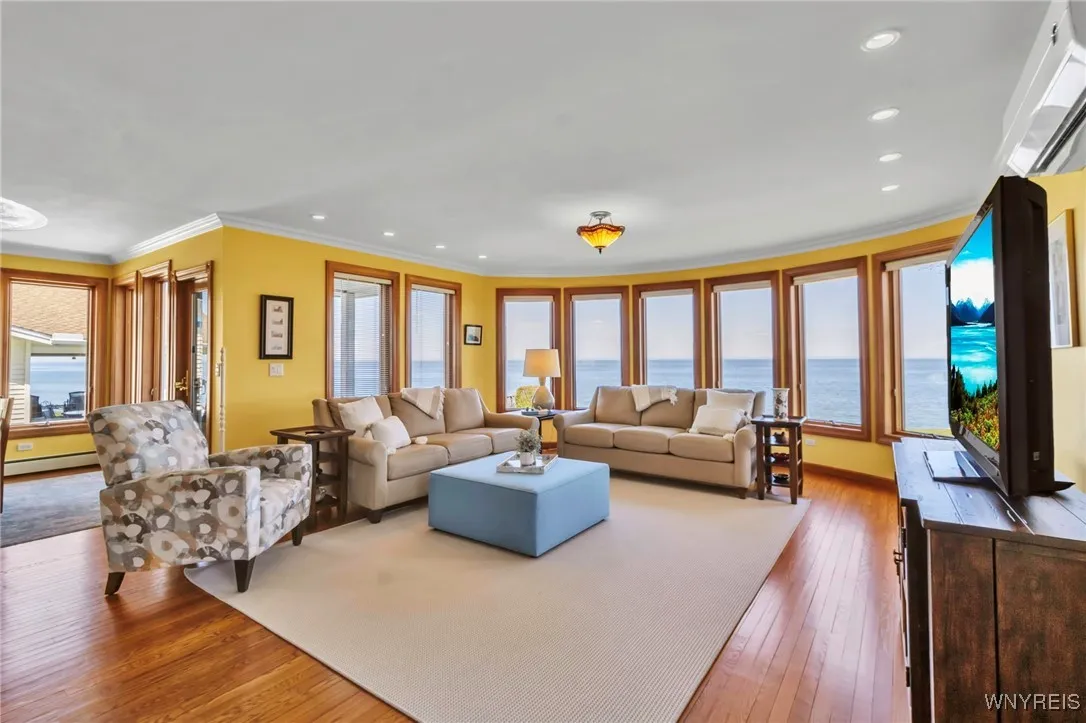 5561 Lockwood, Newfane, New York 14126, Newfane, New York 14126, 3 Bedrooms Bedrooms, 8 Rooms Rooms,3 BathroomsBathrooms,Residential,For Sale,5561 Lockwood, Newfane, New York 14126,B1603406