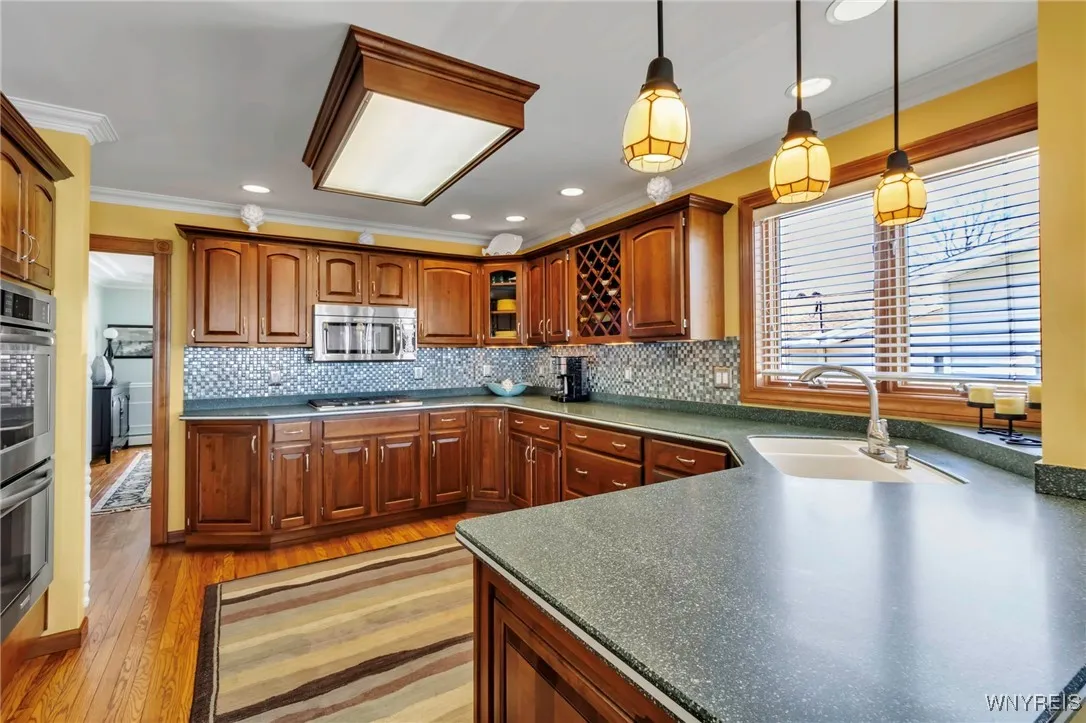 5561 Lockwood, Newfane, New York 14126, Newfane, New York 14126, 3 Bedrooms Bedrooms, 8 Rooms Rooms,3 BathroomsBathrooms,Residential,For Sale,5561 Lockwood, Newfane, New York 14126,B1603406