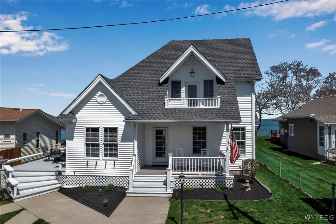 5561 Lockwood, Newfane, New York 14126, Newfane, New York 14126, 3 Bedrooms Bedrooms, 8 Rooms Rooms,3 BathroomsBathrooms,Residential,For Sale,5561 Lockwood, Newfane, New York 14126,B1603406
