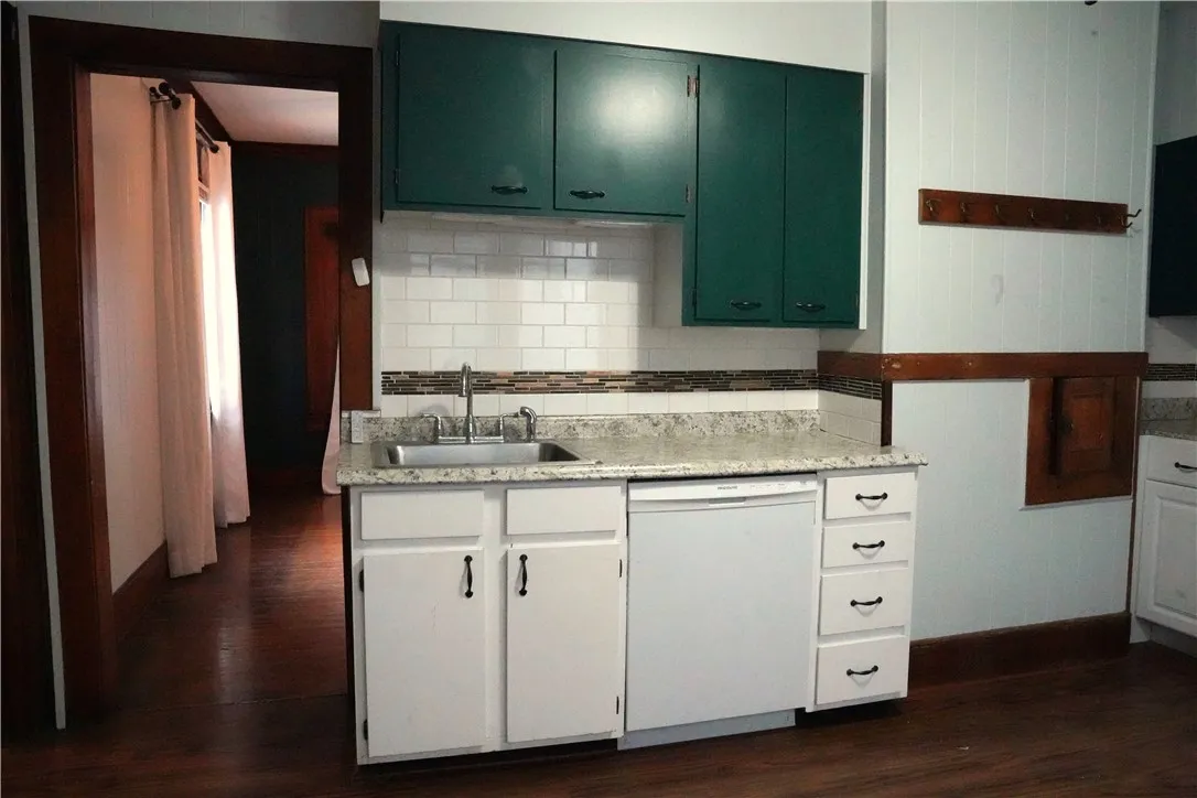150 Rugby Avenue, Rochester, New York 14619, Rochester, New York 14619, 3 Bedrooms Bedrooms, 10 Rooms Rooms,1 BathroomBathrooms,Residential,Closed,150 Rugby Avenue, Rochester, New York 14619,0,R1602725