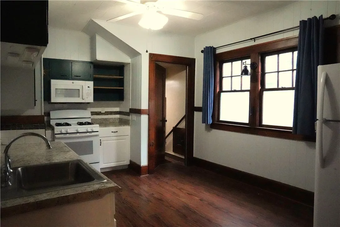 150 Rugby Avenue, Rochester, New York 14619, Rochester, New York 14619, 3 Bedrooms Bedrooms, 10 Rooms Rooms,1 BathroomBathrooms,Residential,Closed,150 Rugby Avenue, Rochester, New York 14619,0,R1602725