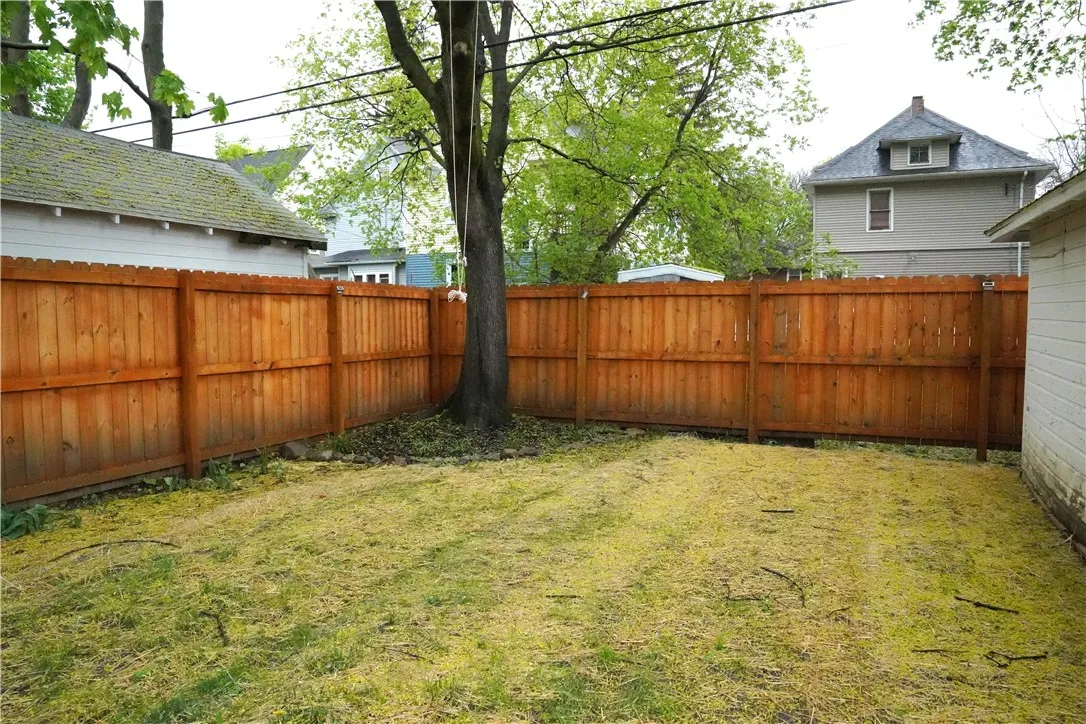 150 Rugby Avenue, Rochester, New York 14619, Rochester, New York 14619, 3 Bedrooms Bedrooms, 10 Rooms Rooms,1 BathroomBathrooms,Residential,Closed,150 Rugby Avenue, Rochester, New York 14619,0,R1602725