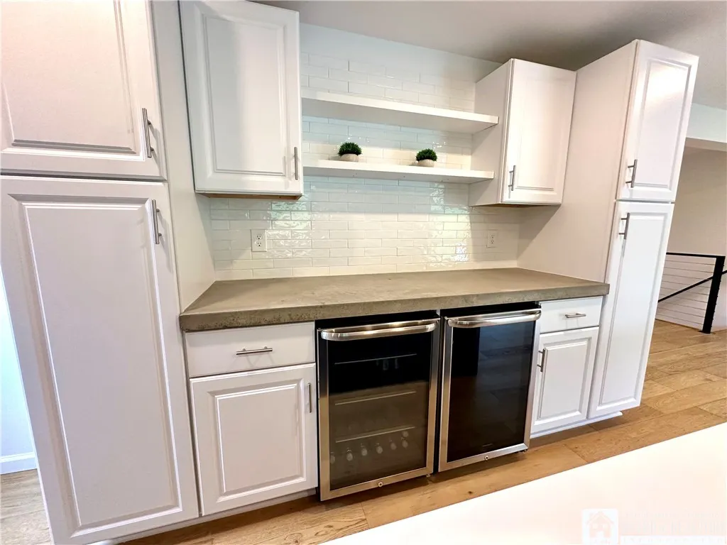 Built in wine cooler & beverage cooler!