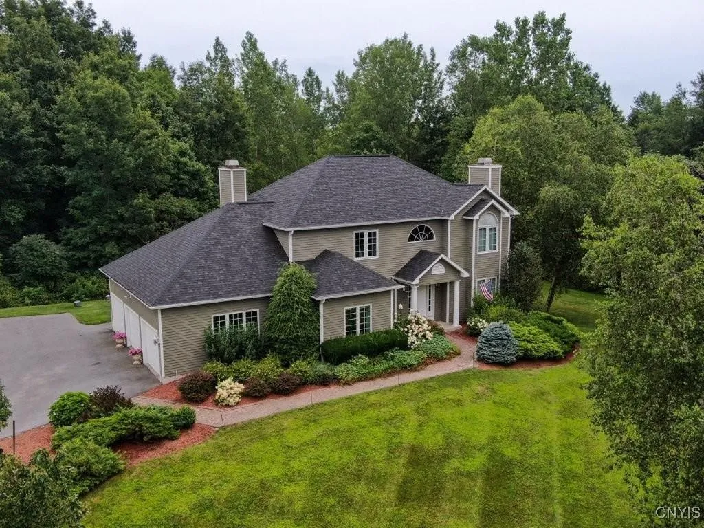 16260 Deer Run Road, Watertown-town, New York 1360, Watertown Town, New York 13601, 4 Bedrooms Bedrooms, 10 Rooms Rooms,3 BathroomsBathrooms,Residential,Closed,16260 Deer Run Road, Watertown-town, New York 1360,0,S1599567