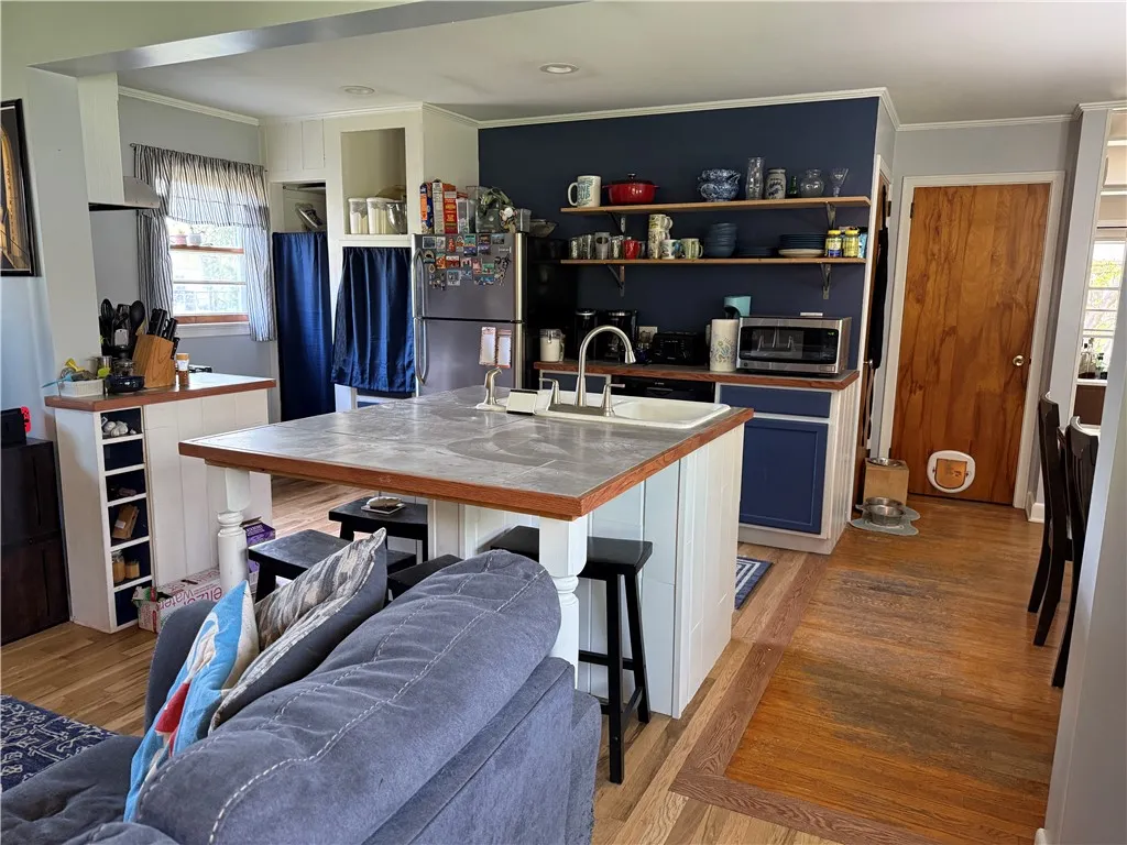 8 Petri Drive, Oneonta-town, New York 13820, Oneonta, New York 13820, 3 Bedrooms Bedrooms, 6 Rooms Rooms,2 BathroomsBathrooms,Residential,Closed,8 Petri Drive, Oneonta-town, New York 13820,0,R1602144