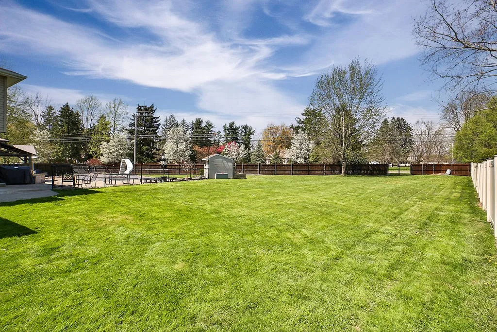 80 Forestview Court, Amherst, New York 14221, Amherst, New York 14221, 3 Bedrooms Bedrooms, 7 Rooms Rooms,2 BathroomsBathrooms,Residential,Closed,80 Forestview Court, Amherst, New York 14221,0,R1602851