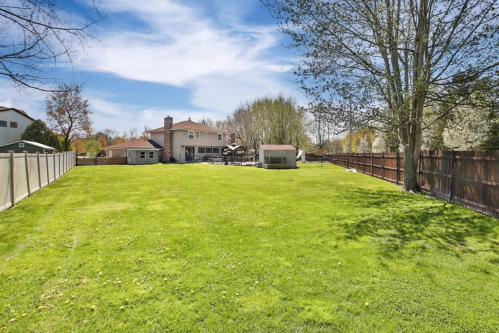 80 Forestview Court, Amherst, New York 14221, Amherst, New York 14221, 3 Bedrooms Bedrooms, 7 Rooms Rooms,2 BathroomsBathrooms,Residential,Closed,80 Forestview Court, Amherst, New York 14221,0,R1602851