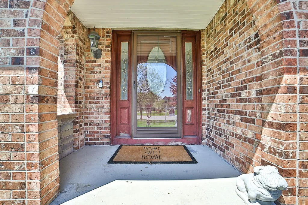 80 Forestview Court, Amherst, New York 14221, Amherst, New York 14221, 3 Bedrooms Bedrooms, 7 Rooms Rooms,2 BathroomsBathrooms,Residential,Closed,80 Forestview Court, Amherst, New York 14221,0,R1602851