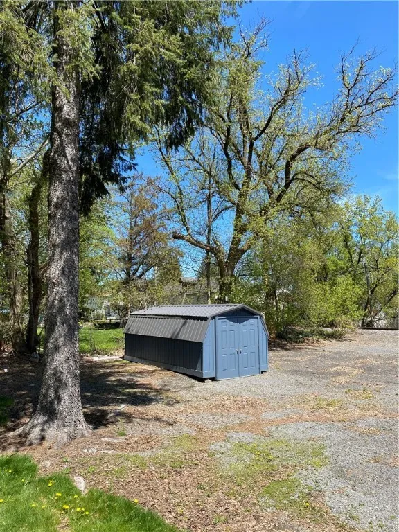 Storage shed