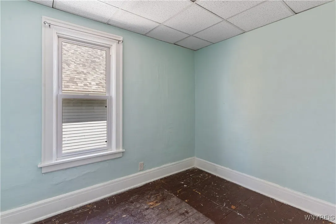 72 Pomona Place, Buffalo, New York 14210, Buffalo, New York 14210, 7 Bedrooms Bedrooms, ,2 BathroomsBathrooms,Residential,Closed,72 Pomona Place, Buffalo, New York 14210,0,B1603856