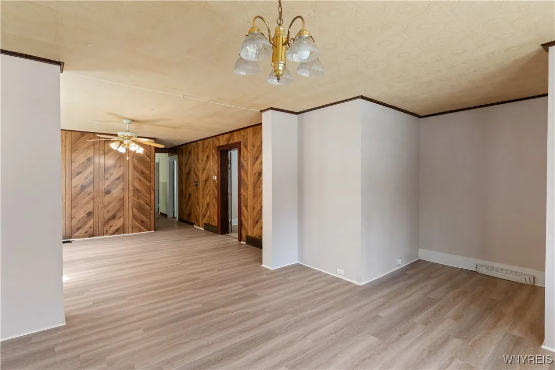72 Pomona Place, Buffalo, New York 14210, Buffalo, New York 14210, 7 Bedrooms Bedrooms, ,2 BathroomsBathrooms,Residential,Closed,72 Pomona Place, Buffalo, New York 14210,0,B1603856
