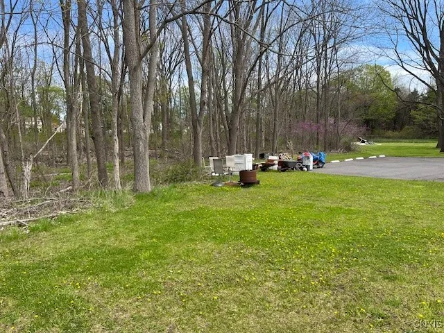 7141 Manlius Center Road, Manlius, New York 13057, Manlius, New York 13057, 2 Bedrooms Bedrooms, 6 Rooms Rooms,1 BathroomBathrooms,Residential,Closed,7141 Manlius Center Road, Manlius, New York 13057,0,S1603793