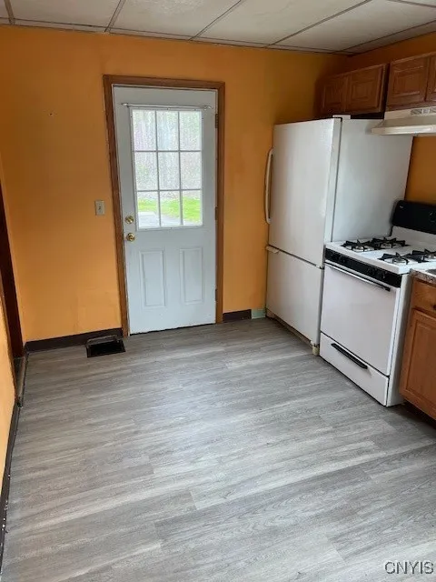 7141 Manlius Center Road, Manlius, New York 13057, Manlius, New York 13057, 2 Bedrooms Bedrooms, 6 Rooms Rooms,1 BathroomBathrooms,Residential,Closed,7141 Manlius Center Road, Manlius, New York 13057,0,S1603793