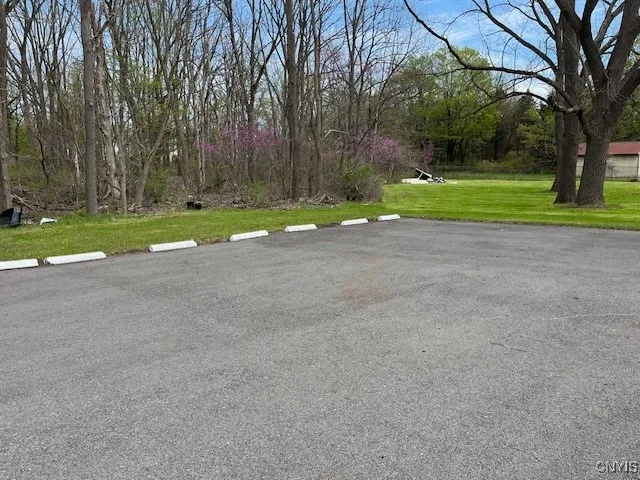 7141 Manlius Center Road, Manlius, New York 13057, Manlius, New York 13057, 2 Bedrooms Bedrooms, 6 Rooms Rooms,1 BathroomBathrooms,Residential,Closed,7141 Manlius Center Road, Manlius, New York 13057,0,S1603793