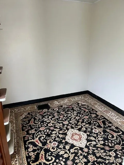 7141 Manlius Center Road, Manlius, New York 13057, Manlius, New York 13057, 2 Bedrooms Bedrooms, 6 Rooms Rooms,1 BathroomBathrooms,Residential,Closed,7141 Manlius Center Road, Manlius, New York 13057,0,S1603793