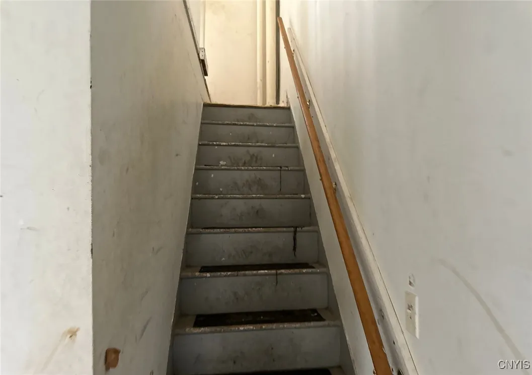 121 Lyon Street, Fulton, New York 13069, Fulton, New York 13069, 3 Bedrooms Bedrooms, 7 Rooms Rooms,2 BathroomsBathrooms,Residential,For Sale,121 Lyon Street, Fulton, New York 13069,0,S1604143
