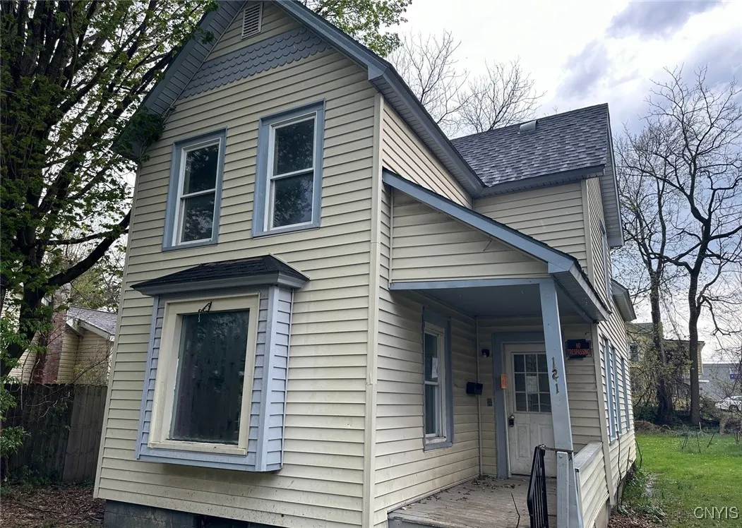 121 Lyon Street, Fulton, New York 13069, Fulton, New York 13069, 3 Bedrooms Bedrooms, 7 Rooms Rooms,2 BathroomsBathrooms,Residential,For Sale,121 Lyon Street, Fulton, New York 13069,0,S1604143