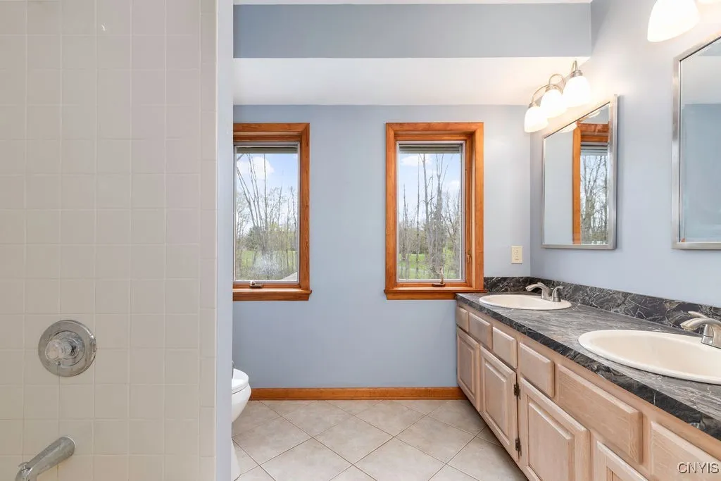 3293 Greenleafe Drive, Lysander, New York 13135, Lysander, New York 13135, 4 Bedrooms Bedrooms, 11 Rooms Rooms,2 BathroomsBathrooms,Residential Lease,For Rent,3293 Greenleafe Drive, Lysander, New York 13135,S1603749