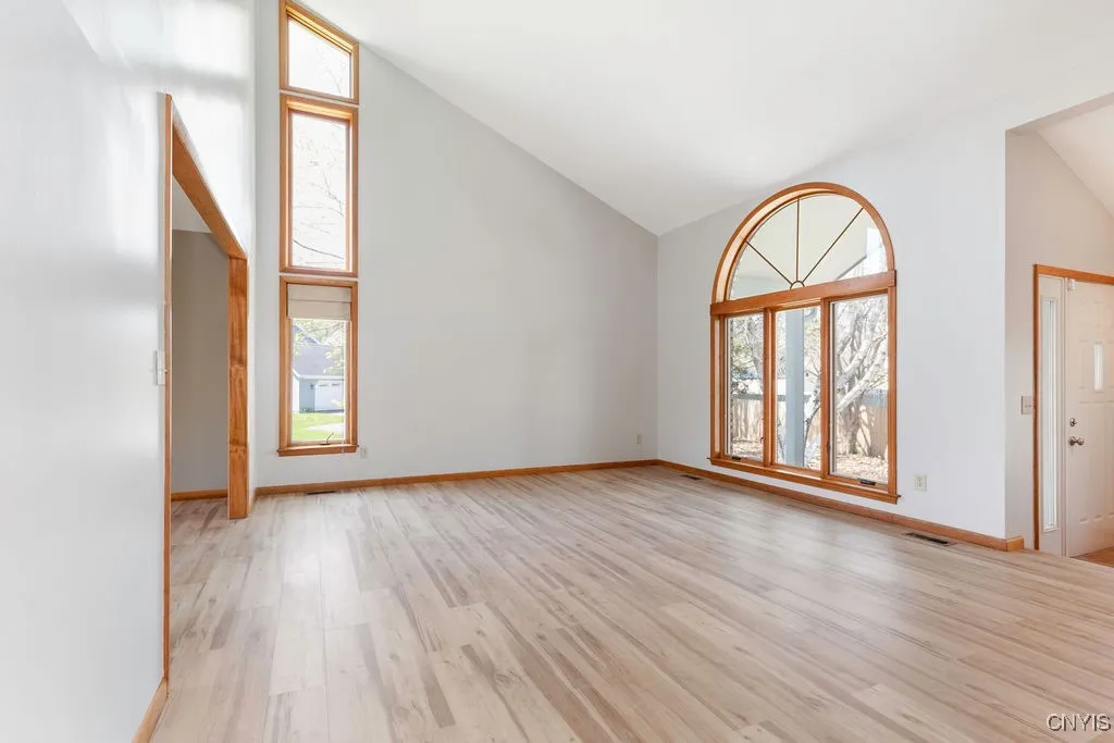 3293 Greenleafe Drive, Lysander, New York 13135, Lysander, New York 13135, 4 Bedrooms Bedrooms, 11 Rooms Rooms,2 BathroomsBathrooms,Residential Lease,For Rent,3293 Greenleafe Drive, Lysander, New York 13135,S1603749